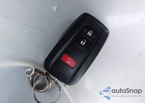 2019 Toyota Prius Le z USA, uszkodzony, nr VIN JTDKARFUXK3076895